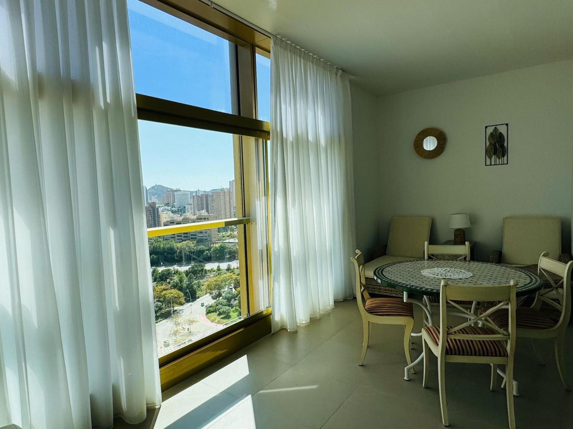 Intempo Golden Tower Apartment Benidorm