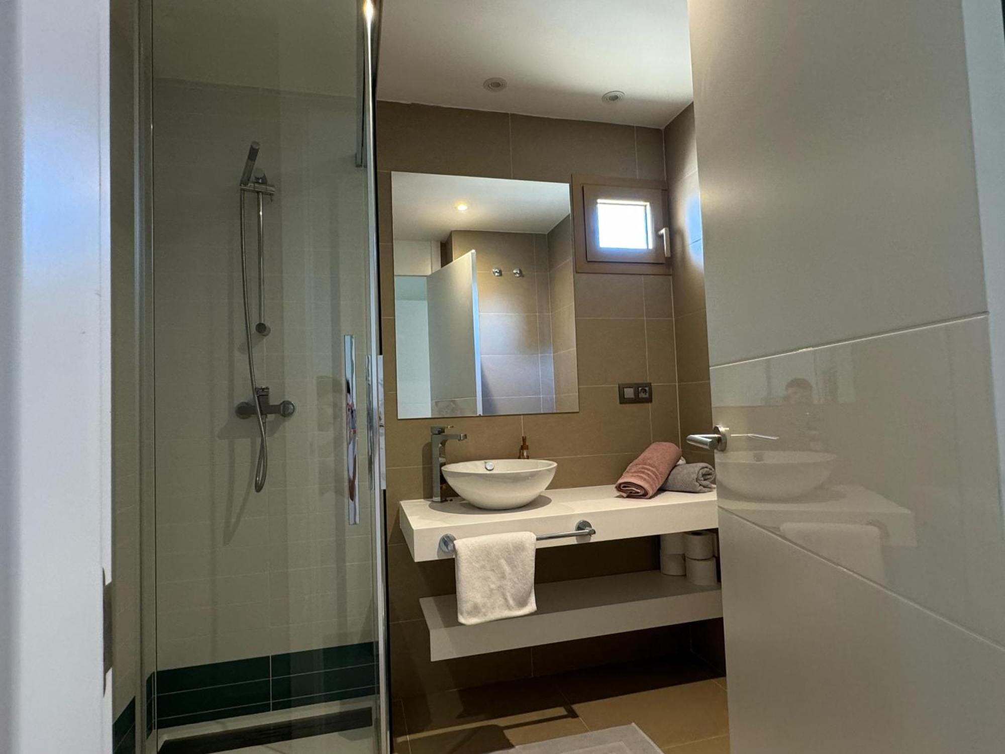 Apartment Intempo Golden Tower *